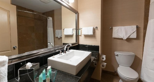 Prestige Inn Golden image 11