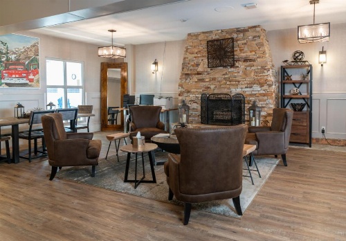 Prestige Inn Golden image 32