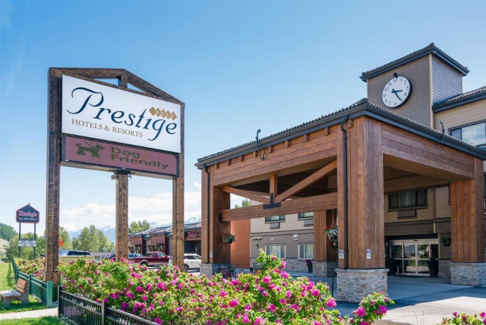 Prestige Inn Golden Image 37